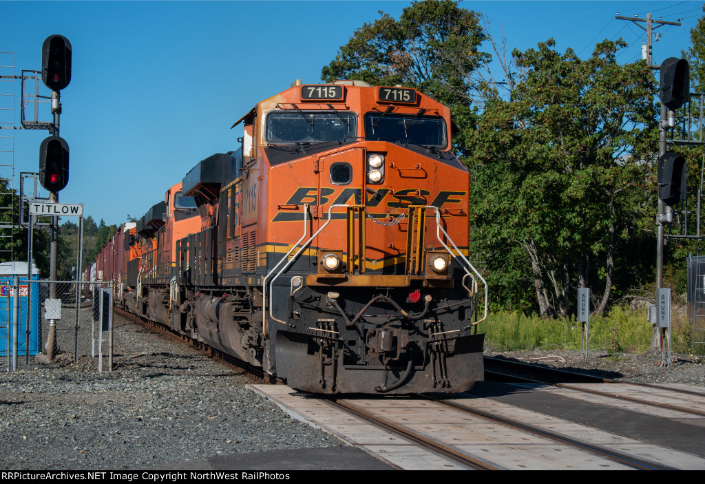 BNSF 7115